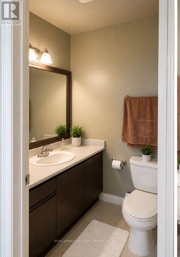 35 - 2920 Headon Forest Drive — photo 12 of 24