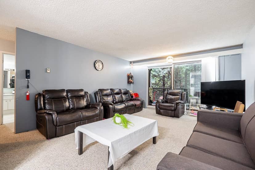 209 15238 100 AVENUE, Surrey, photo 3