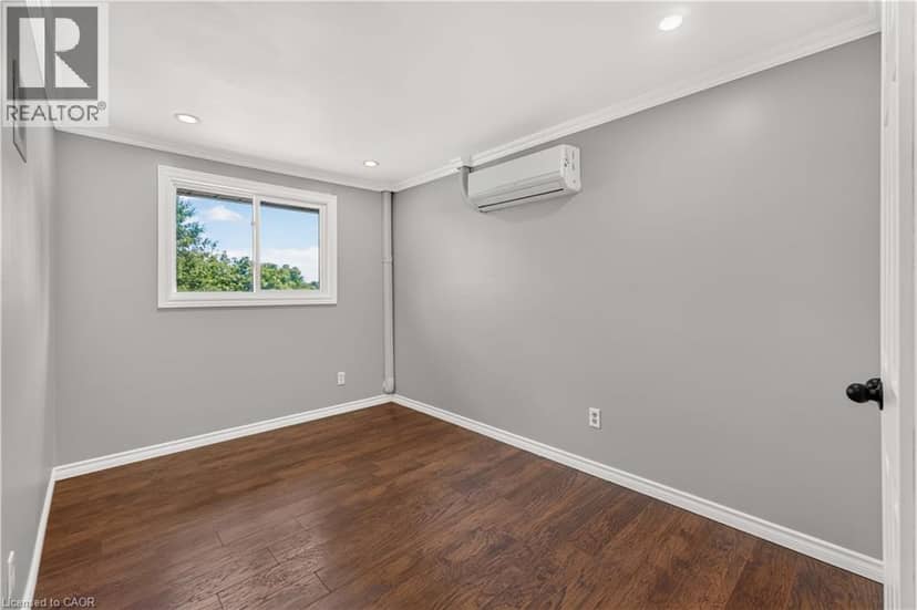 66 SUMMERCREST Drive Unit# 3 — photo 16 of 26