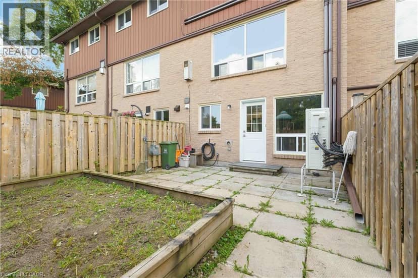 66 SUMMERCREST Drive Unit# 3 — photo 25 of 26