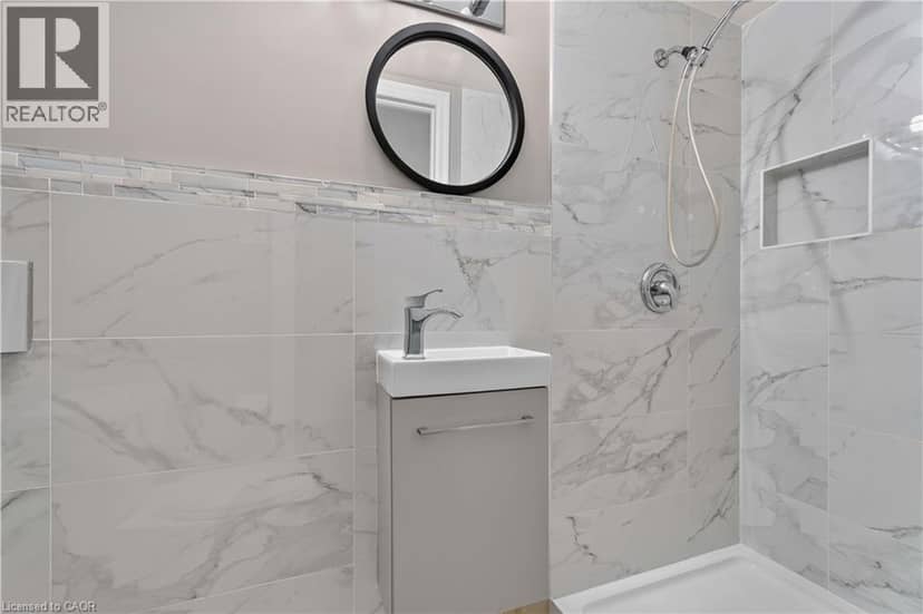 66 SUMMERCREST Drive Unit# 3 — photo 23 of 26