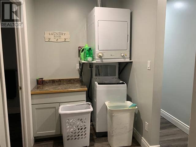 485 Wellington ST W — photo 14 of 30