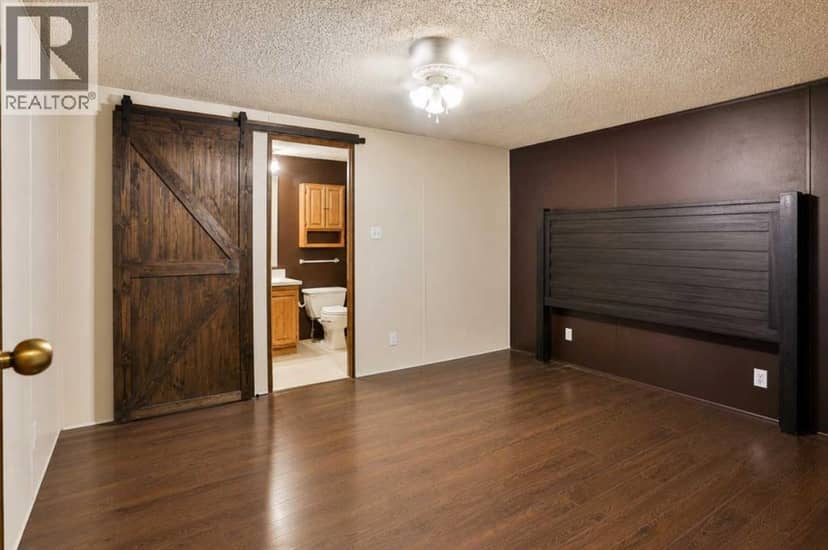 209 Yardmaster Avenue, Coaldale, photo 7