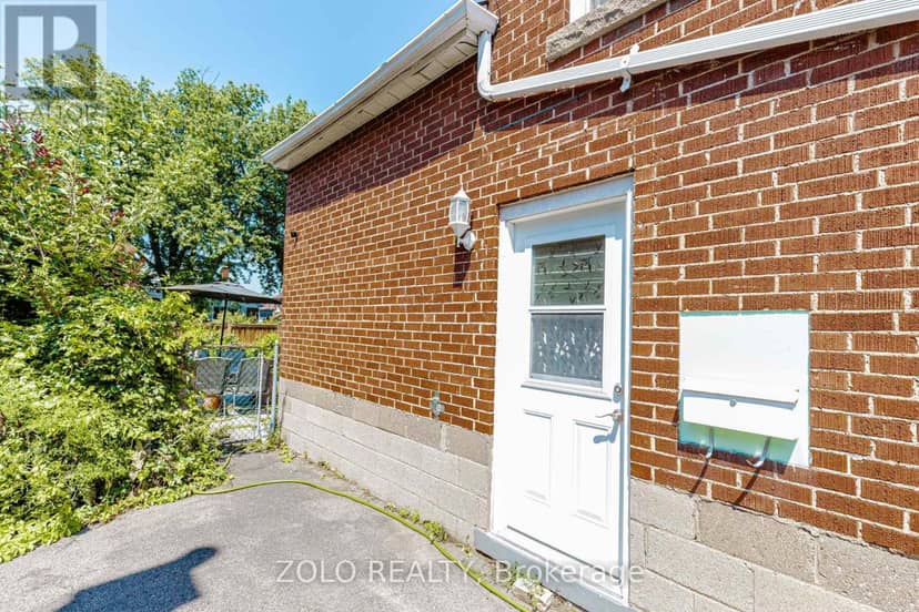 236 Parkdale Avenue S — photo 34 of 40