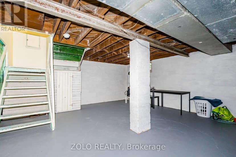 236 Parkdale Avenue S — photo 37 of 40