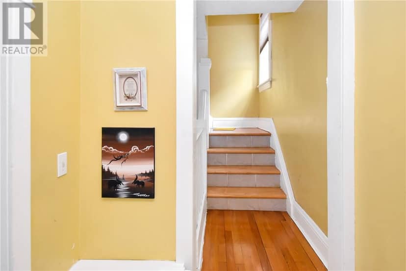 320 Nelson Street — photo 19 of 40
