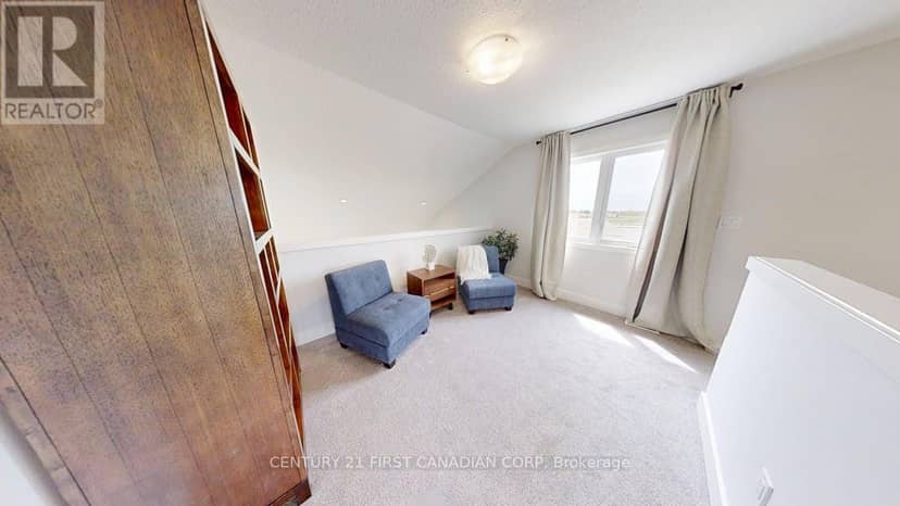 1233 Tulloch Avenue — photo 11 of 24