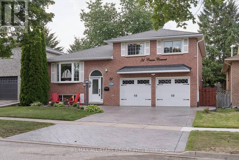31 Crown Crescent — photo 2 of 40