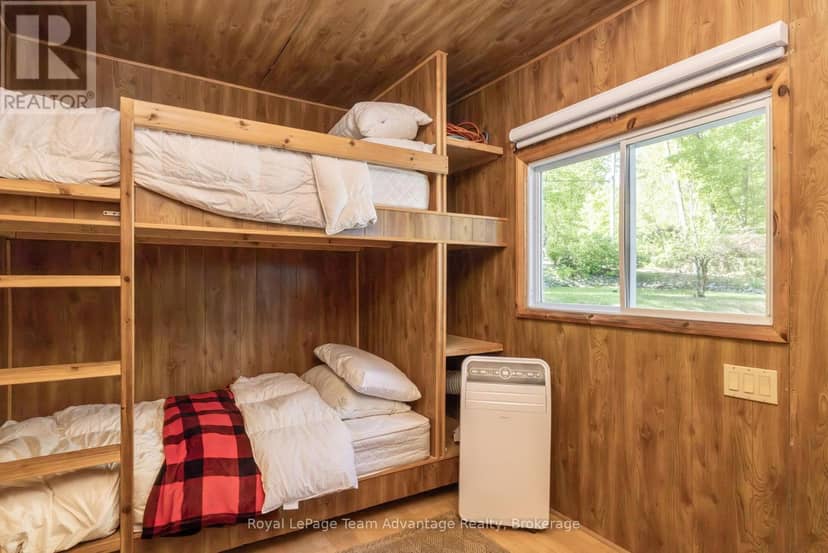 8 Firefly Way — photo 32 of 40