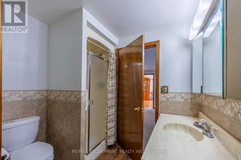 1032 Main Street — photo 14 of 26