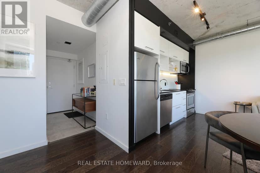 603 - 51 Trolley Crescent — photo 3 of 25