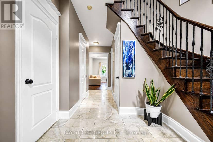 14 Rocksprings Avenue — photo 6 of 40