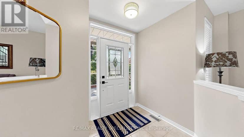176 Royal Valley Drive — photo 12 of 40