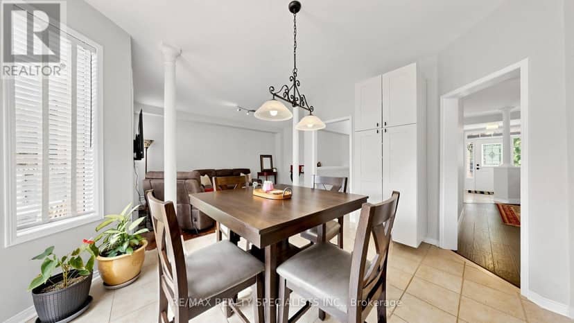176 Royal Valley Drive — photo 19 of 40