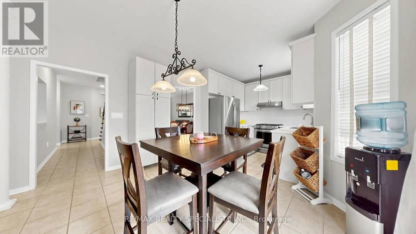 176 Royal Valley Drive — photo 13 of 40