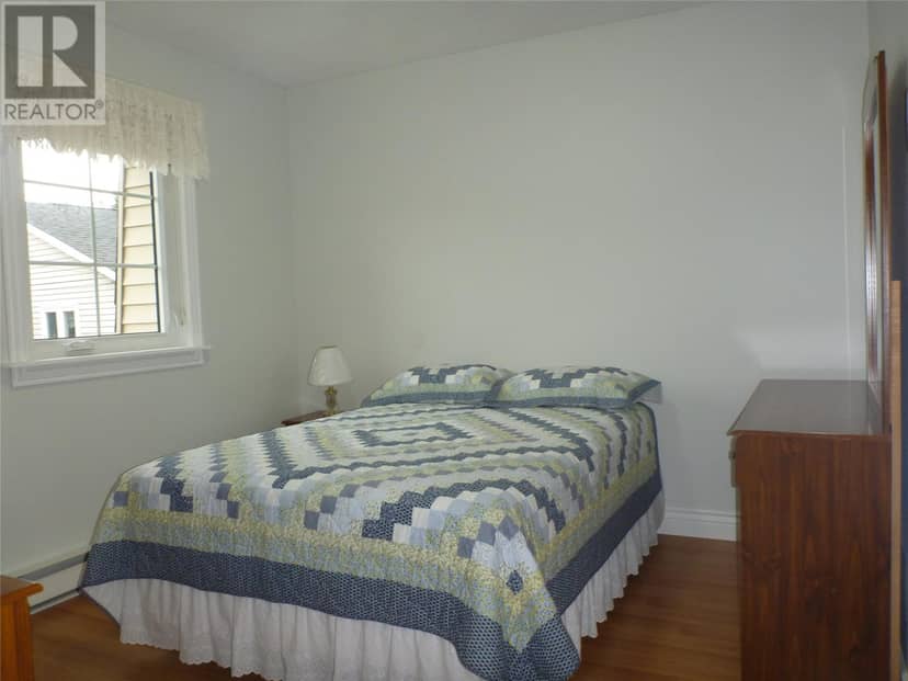 221 Marine Drive — photo 29 of 40