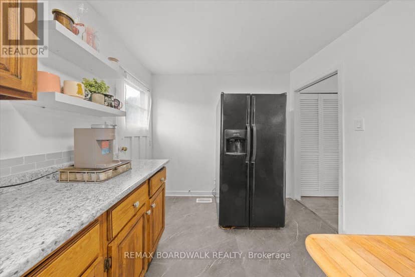1864 Lenester Avenue W — photo 16 of 40
