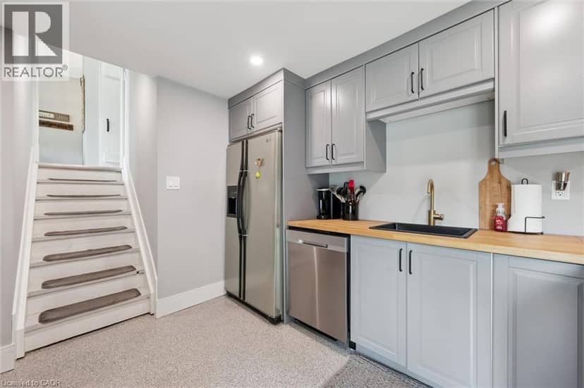 647 BRANT-WATERLOO Road — photo 32 of 40