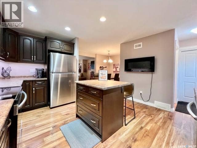 1516 Edward AVENUE — photo 13 of 31