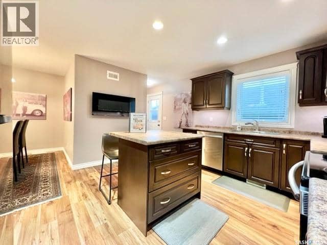 1516 Edward AVENUE — photo 14 of 31