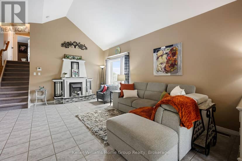 16 Althorp Drive — photo 16 of 40