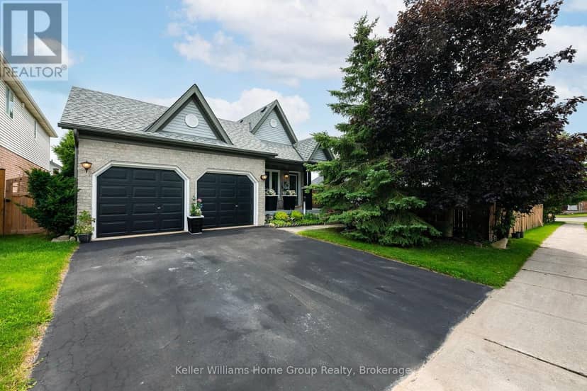 16 Althorp Drive — photo 3 of 40