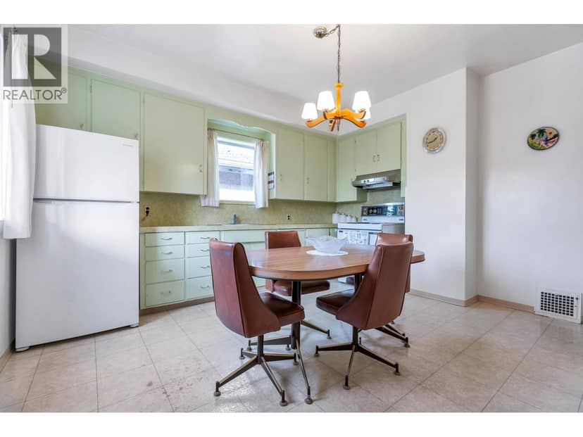 2560 ADANAC STREET, Vancouver, photo 6