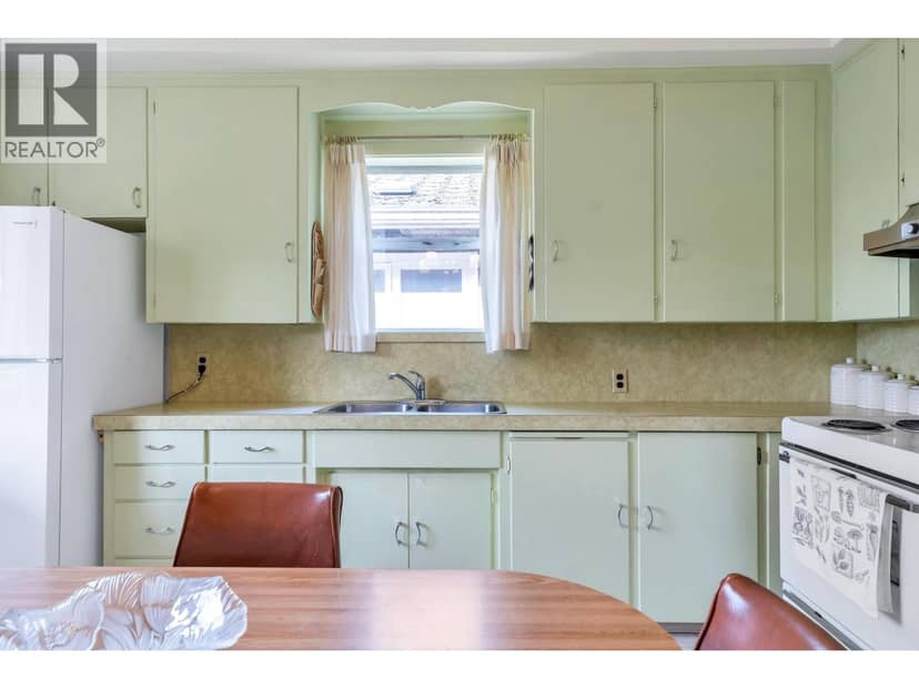 2560 ADANAC STREET, Vancouver, photo 8