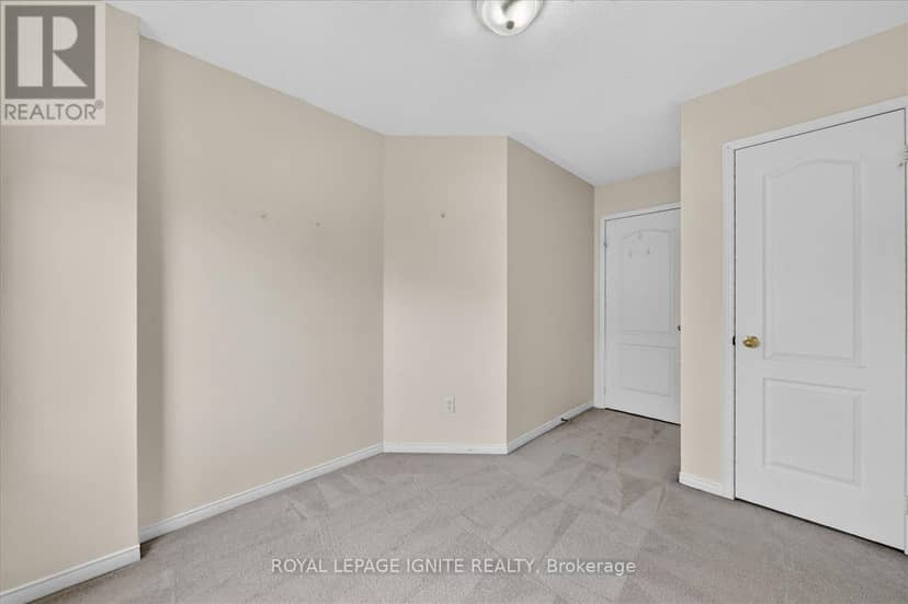 72 Oakins Lane — photo 16 of 33