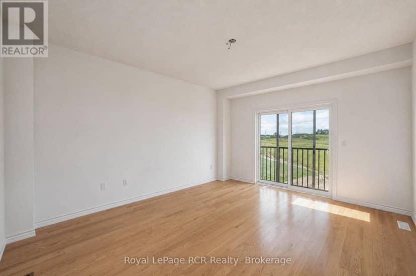 444 Vandusen Avenue — photo 14 of 33