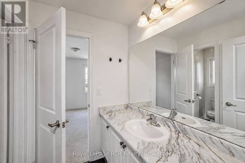 444 Vandusen Avenue — photo 28 of 33