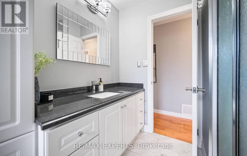 7 Goodwood Road — photo 22 of 40