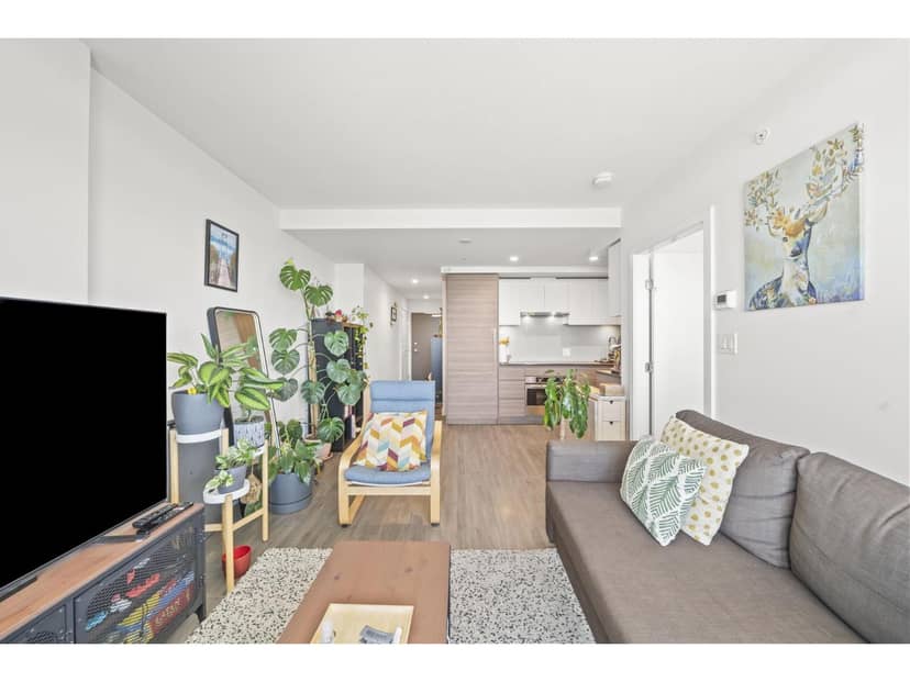 2701 13655 FRASER HIGHWAY, Surrey, photo 2