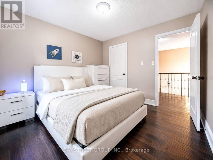 14 Rocksprings Avenue — photo 31 of 40