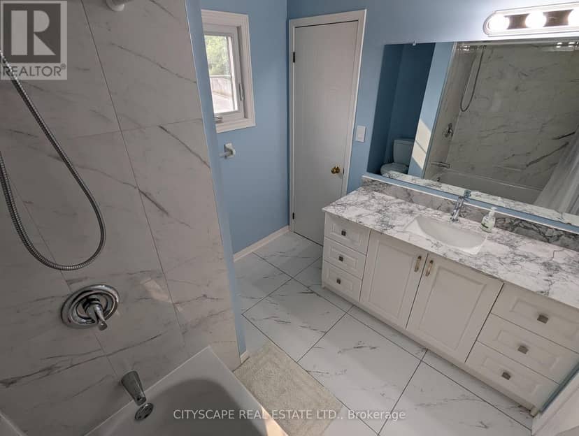 17 - 250 Keats Way — photo 23 of 35