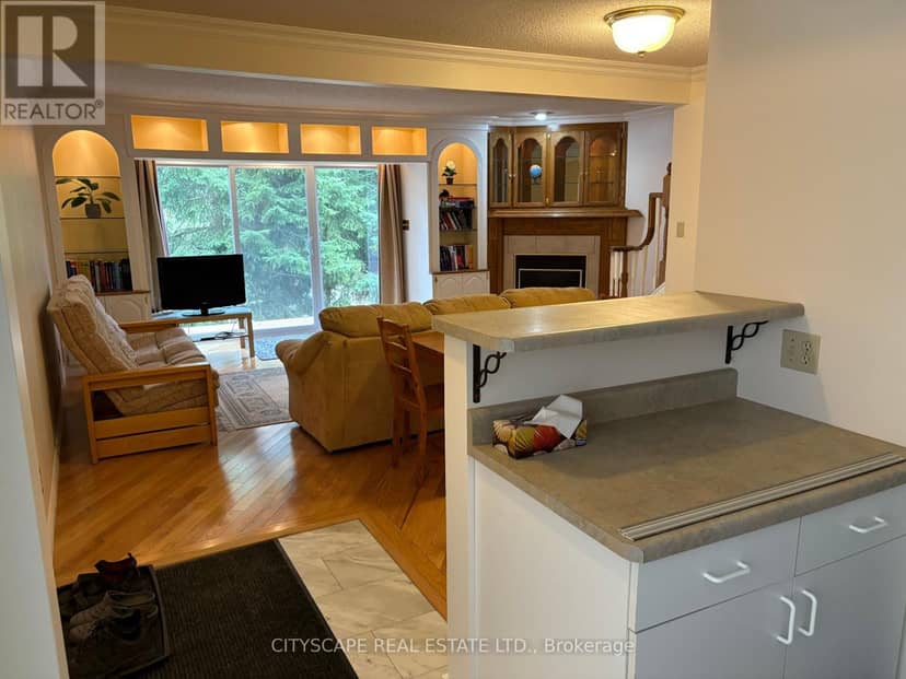 17 - 250 Keats Way — photo 10 of 35