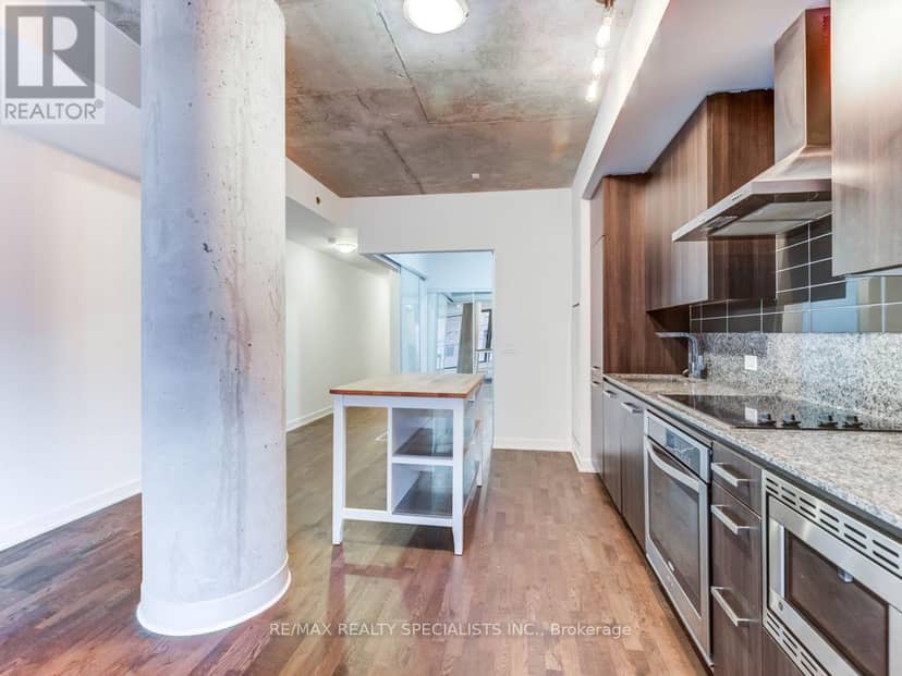 304 - 15 Beverley Street — photo 5 of 21