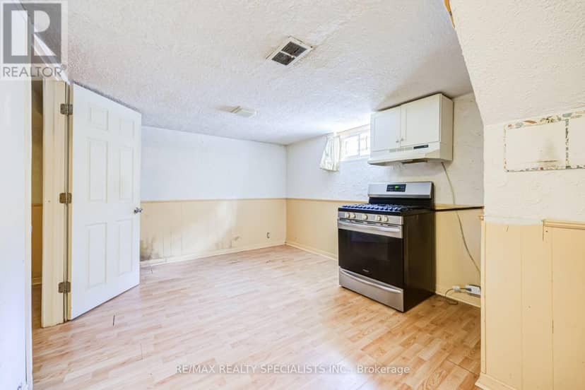 47 Singleton Road — photo 34 of 40