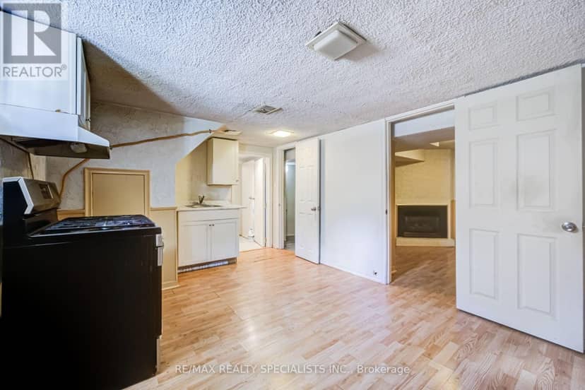 47 Singleton Road — photo 37 of 40