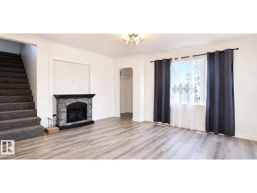 12916 123A ST NW, Edmonton, photo 3
