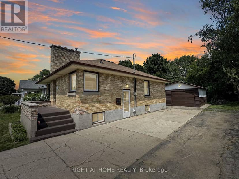 326 Avondale Road — photo 1 of 16