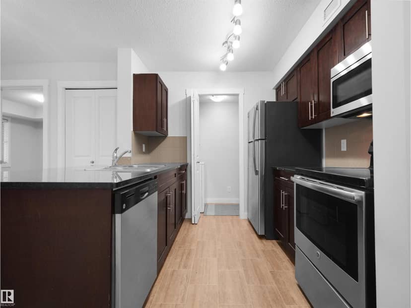 #205 5816 Mullen Pl NW, Edmonton, photo 5