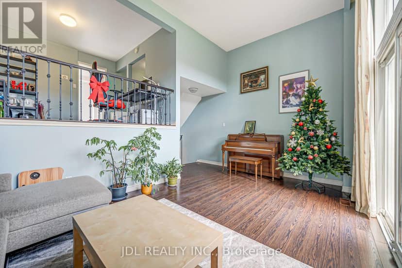 33 - 100 Bridletowne Circle — photo 12 of 40