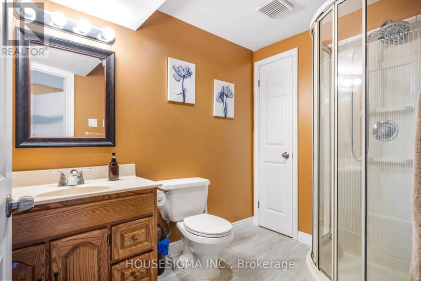 18 Jennifer Gardens — photo 29 of 40