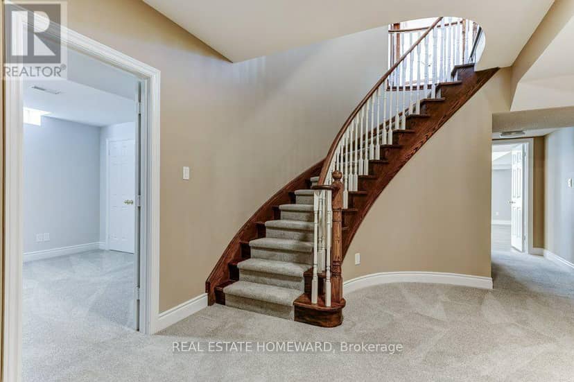 807 Primrose Court — photo 38 of 40