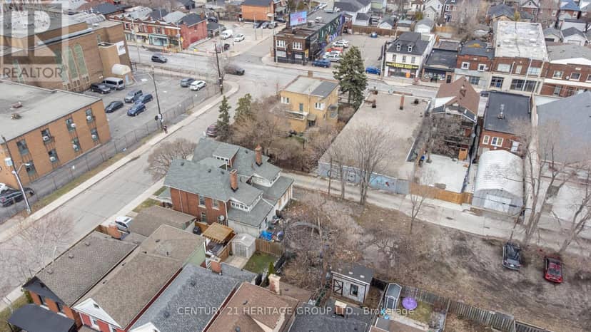 116-120 Barnesdale Avenue N — photo 9 of 21
