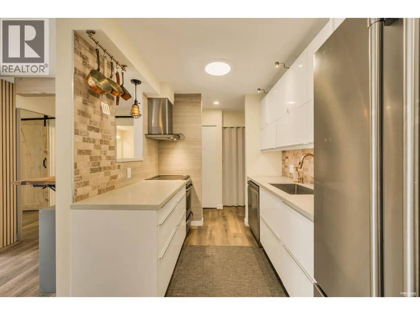 310 428 AGNES STREET, New Westminster, photo 5