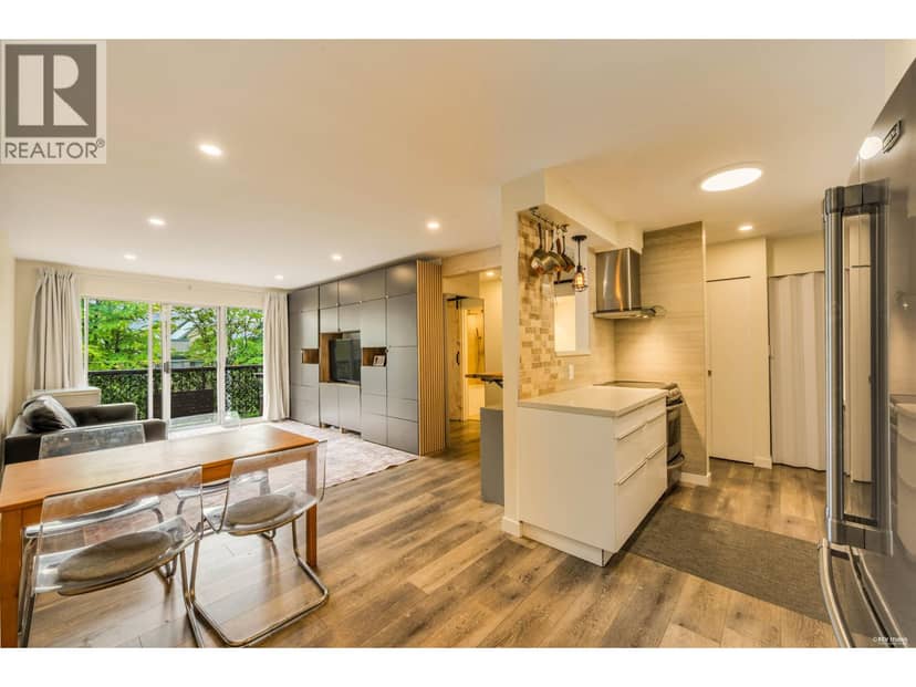 310 428 AGNES STREET, New Westminster