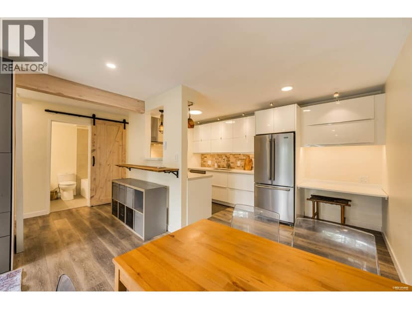 310 428 AGNES STREET, New Westminster, photo 4