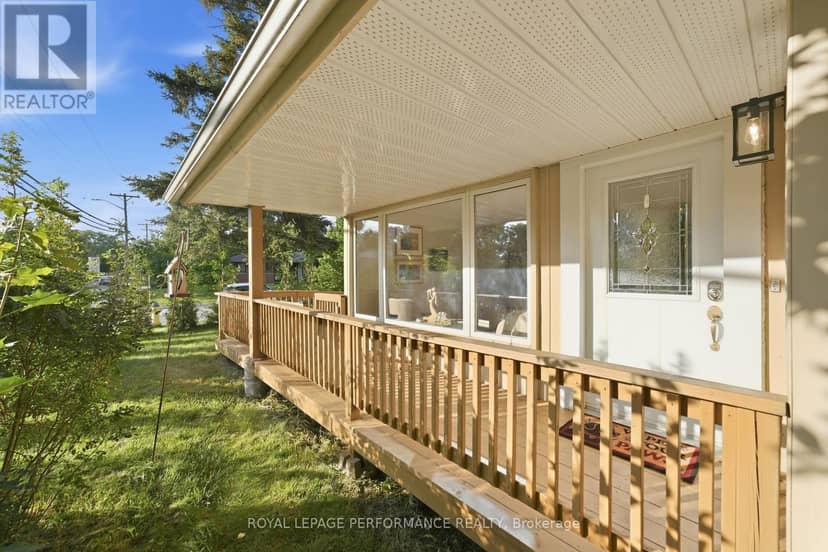 3149 Southmore Drive E, Ottawa, photo 2